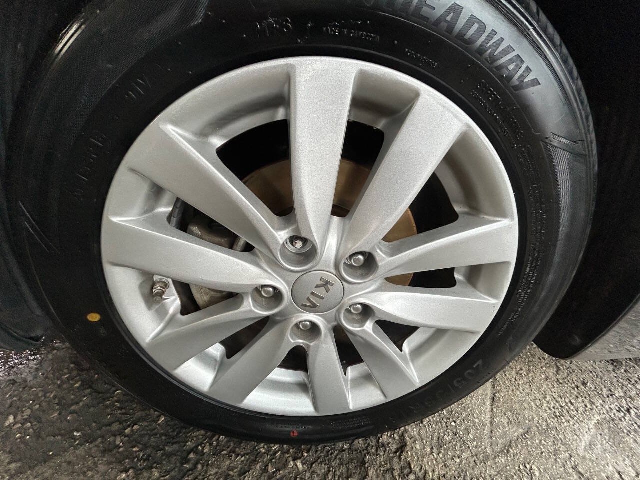 Used 2015 Kia Forte EX FWD image 23