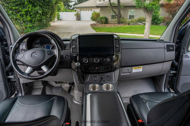 Used 2017 Mercedes-Benz Sprinter 3500 image 48