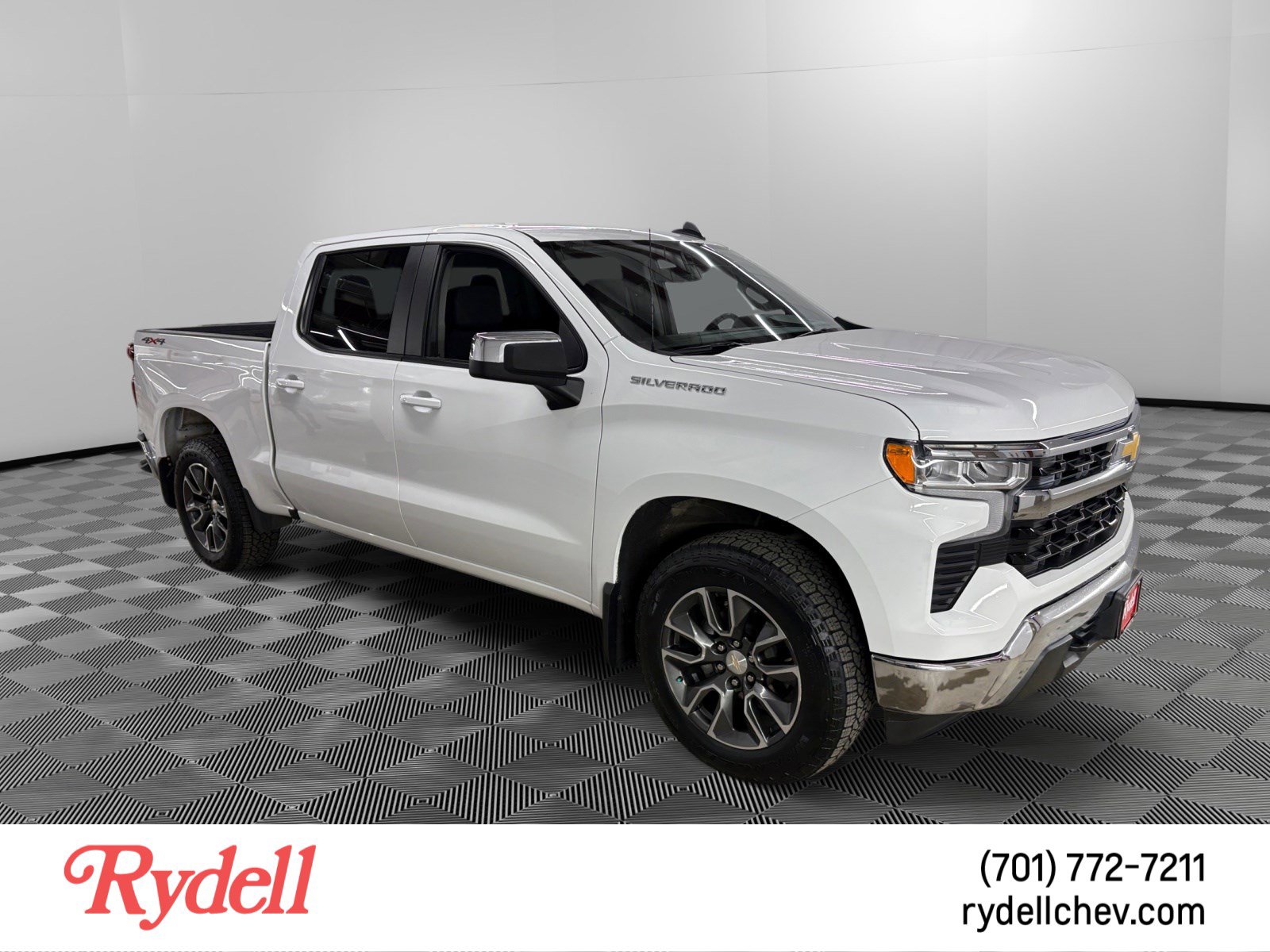 Used 2022 Chevrolet Silverado 1500 LT AWD/4WD image 7