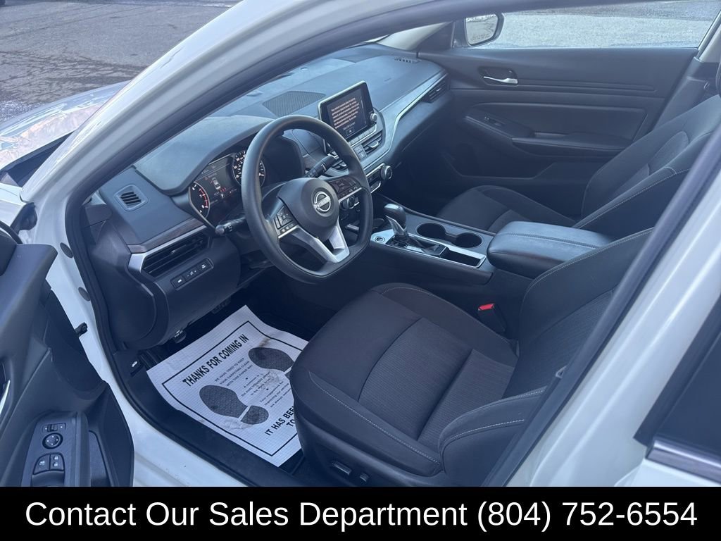 Used 2025 Nissan Altima 2.5 SV image 11