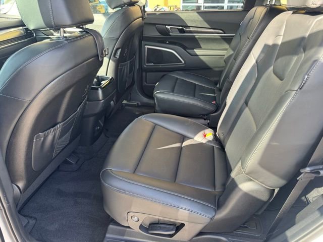Used 2025 Kia Telluride S image 14