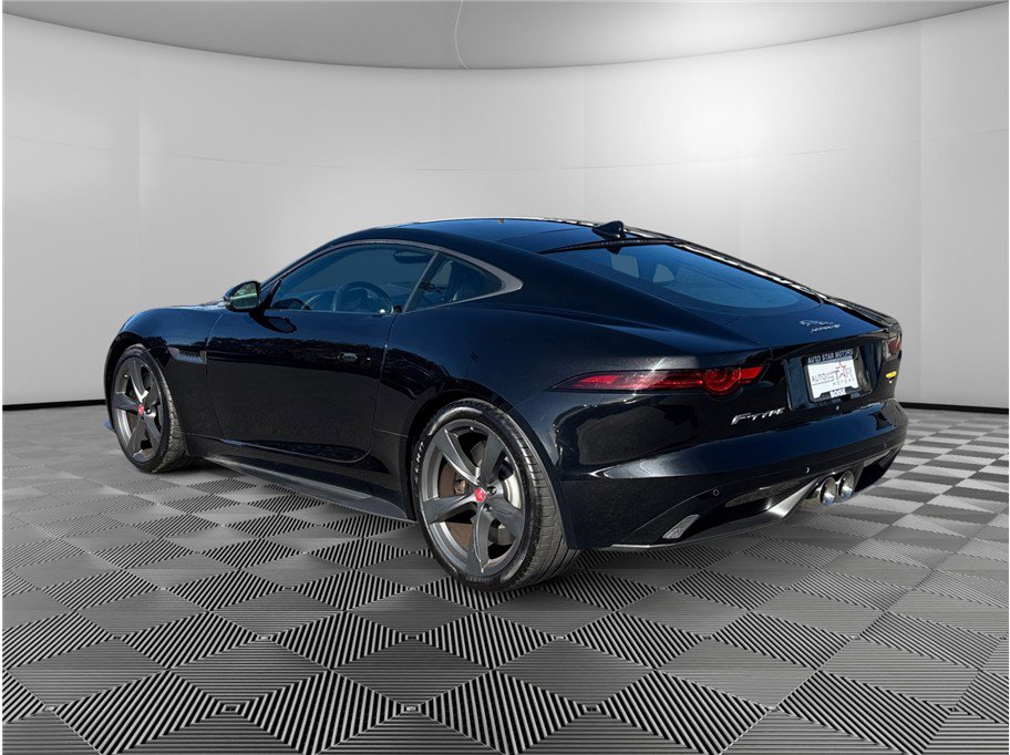 Used 2018 Jaguar F-TYPE 400 Sport image 3