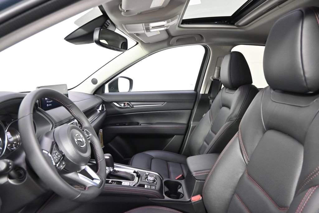 New 2025 MAZDA CX-5 Carbon Edition image 13