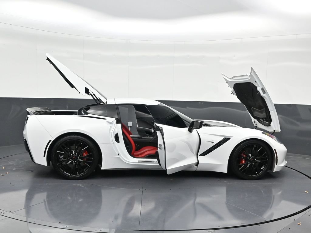 Used 2015 Chevrolet Corvette Stingray Coupe image 34