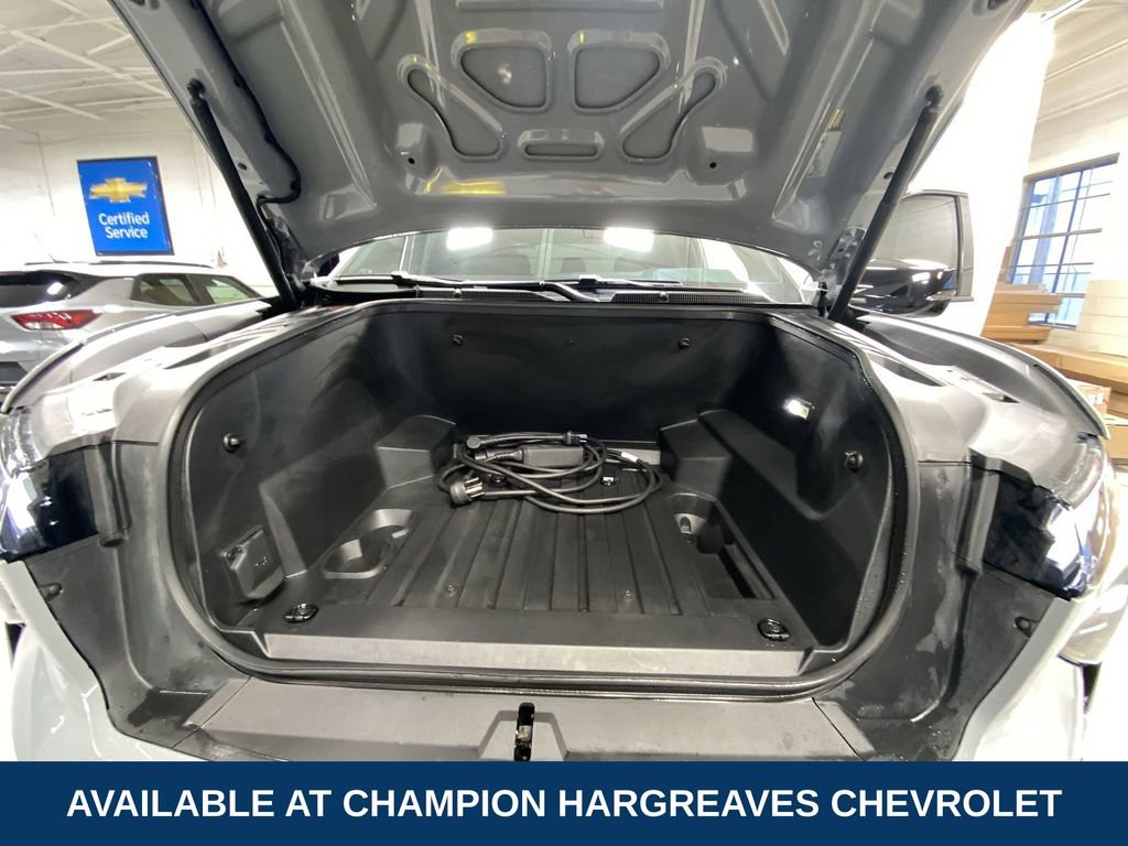 Used 2025 Chevrolet Silverado EV RST image 38