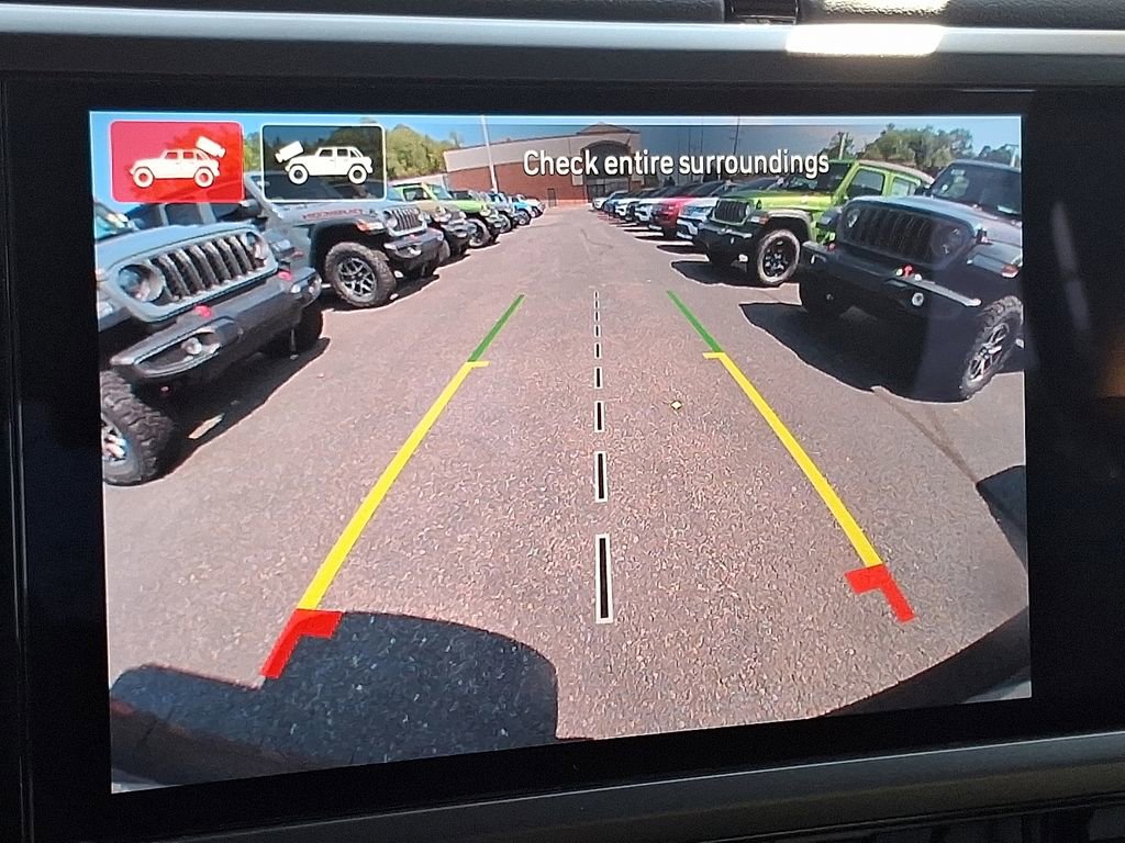 New 2025 Jeep Wrangler Sahara w/ Technology Group image 19