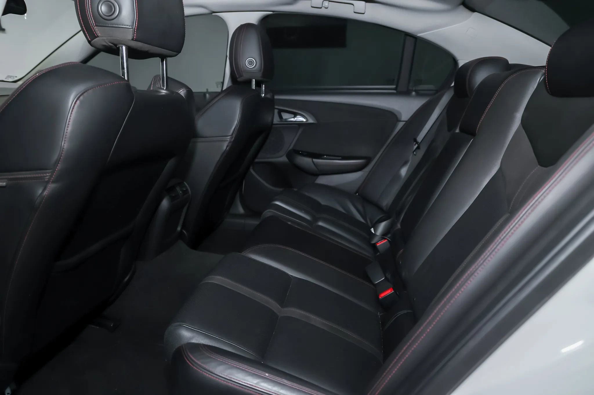 Used 2015 Chevrolet SS image 22