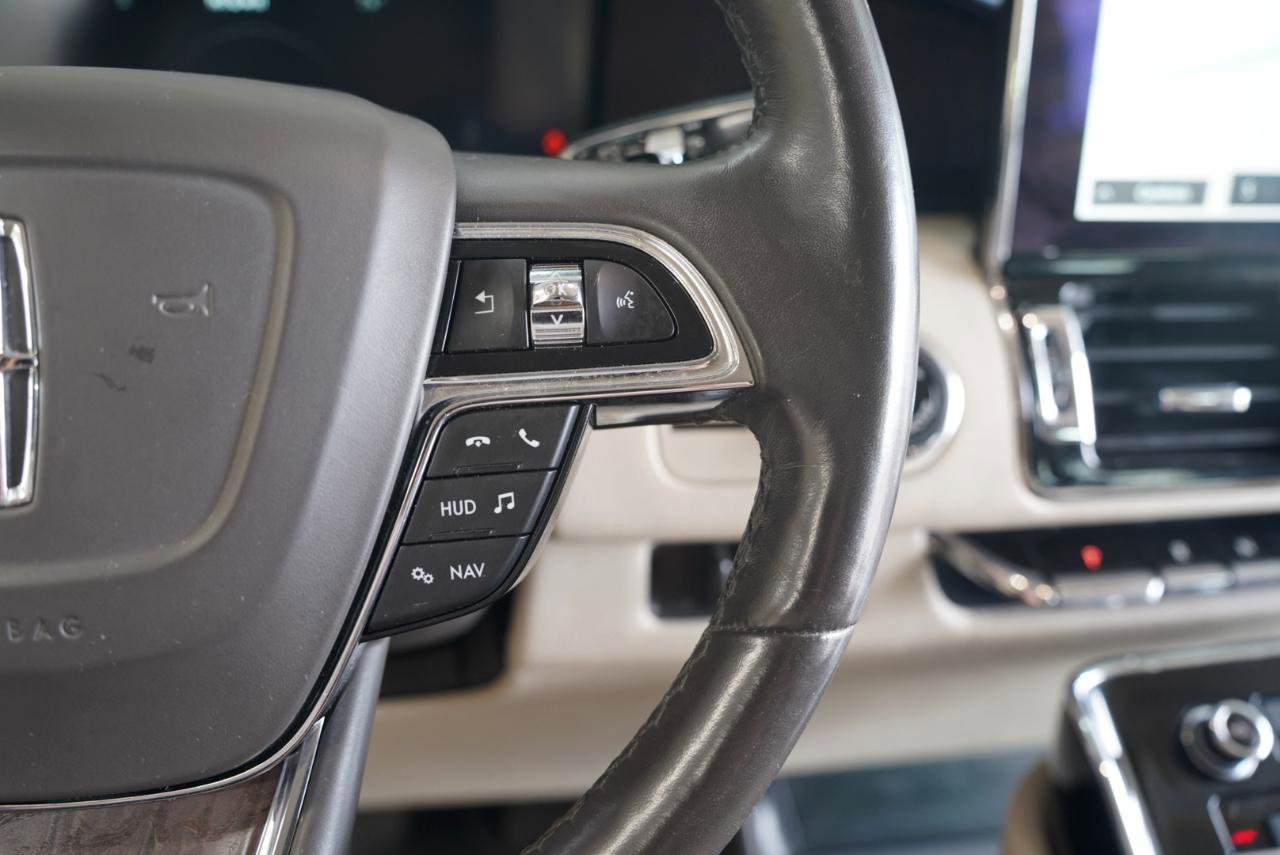 Used 2021 Lincoln Navigator L Reserve w/ Luxury Package AWD/4WD image 17