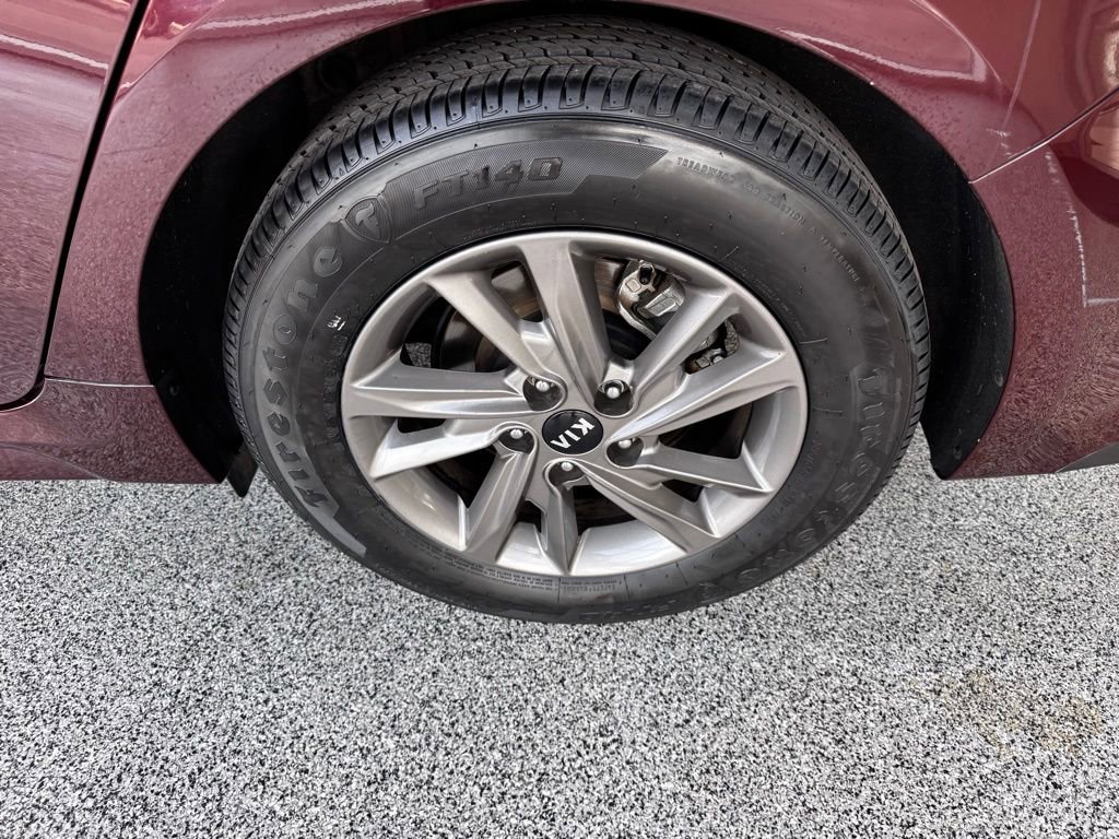 Used 2020 Kia Optima LX image 12