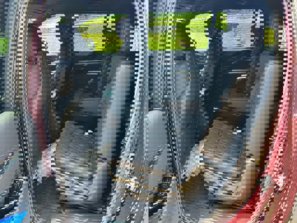 New 2026 Cadillac Escalade IQ Luxury 1 w/ LPO, Floor Liner Package image 17