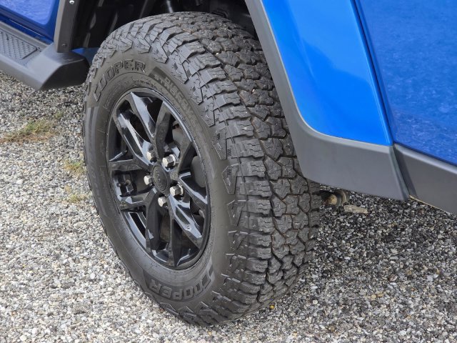 Used 2022 Jeep Gladiator Overland w/ Popular Equipment Package AWD/4WD image 8