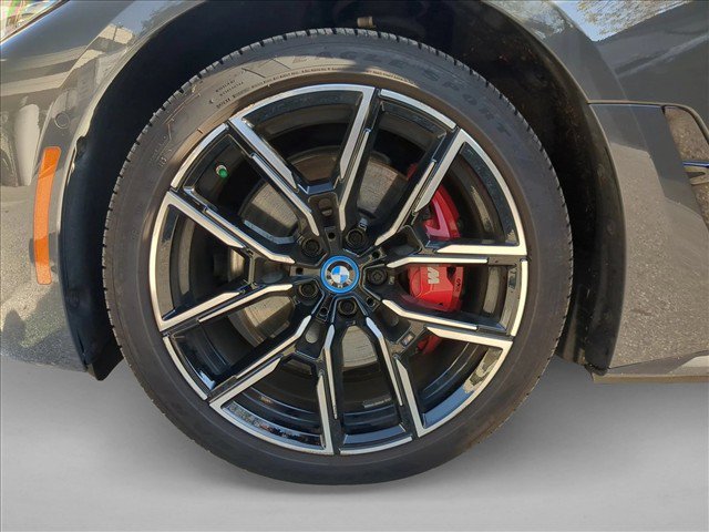Used 2023 BMW i4 M50 AWD/4WD image 17