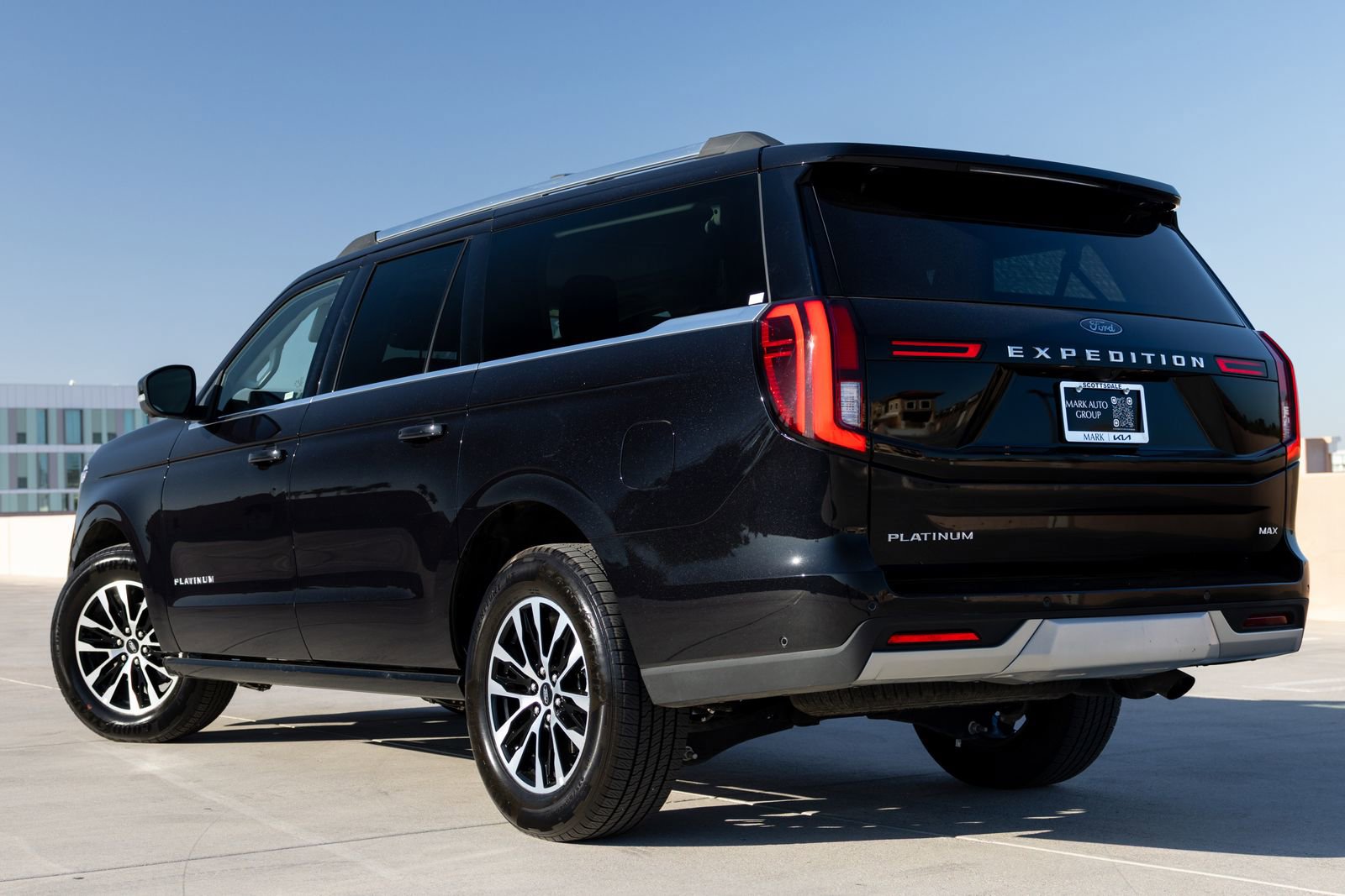 Used 2025 Ford Expedition Max Platinum image 9