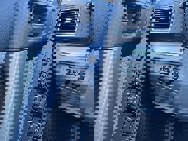 Used 2018 Subaru Forester 2.5i w/ Alloy Wheel Package image 36