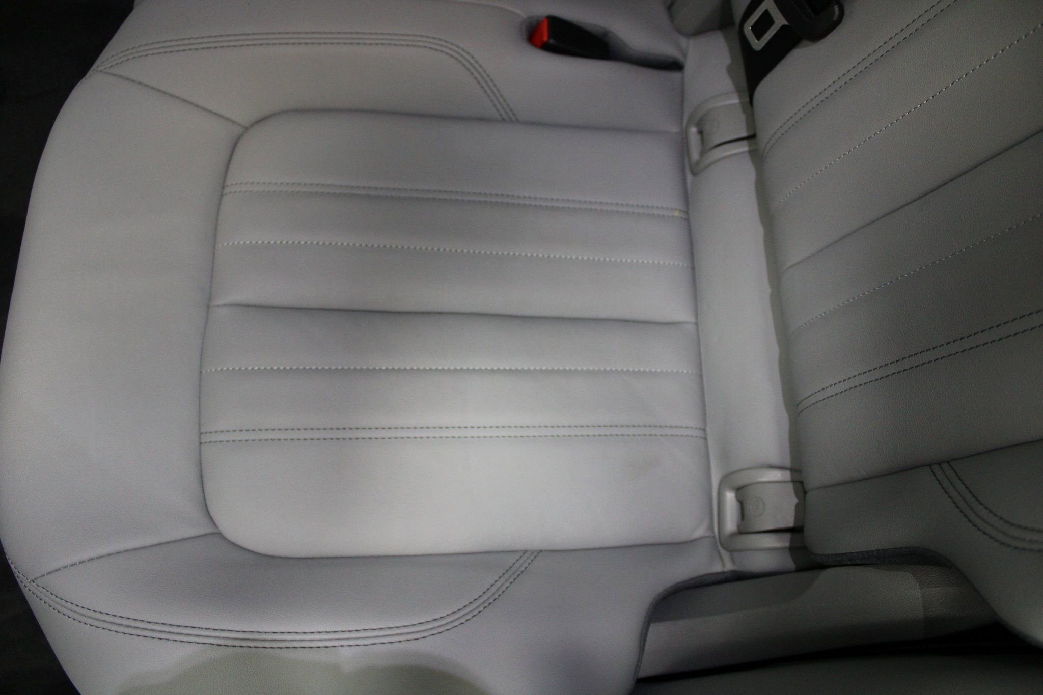 Used 2022 Audi Q5 2.0T Premium w/ Convenience Package image 18