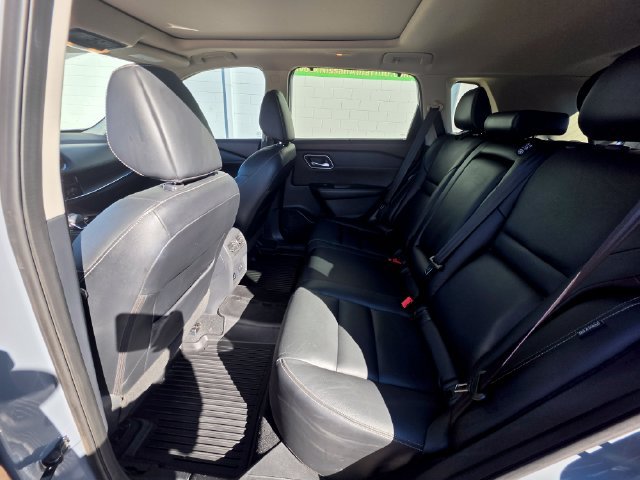 Certified 2021 Nissan Rogue SL w/ Premium Package FWD image 16