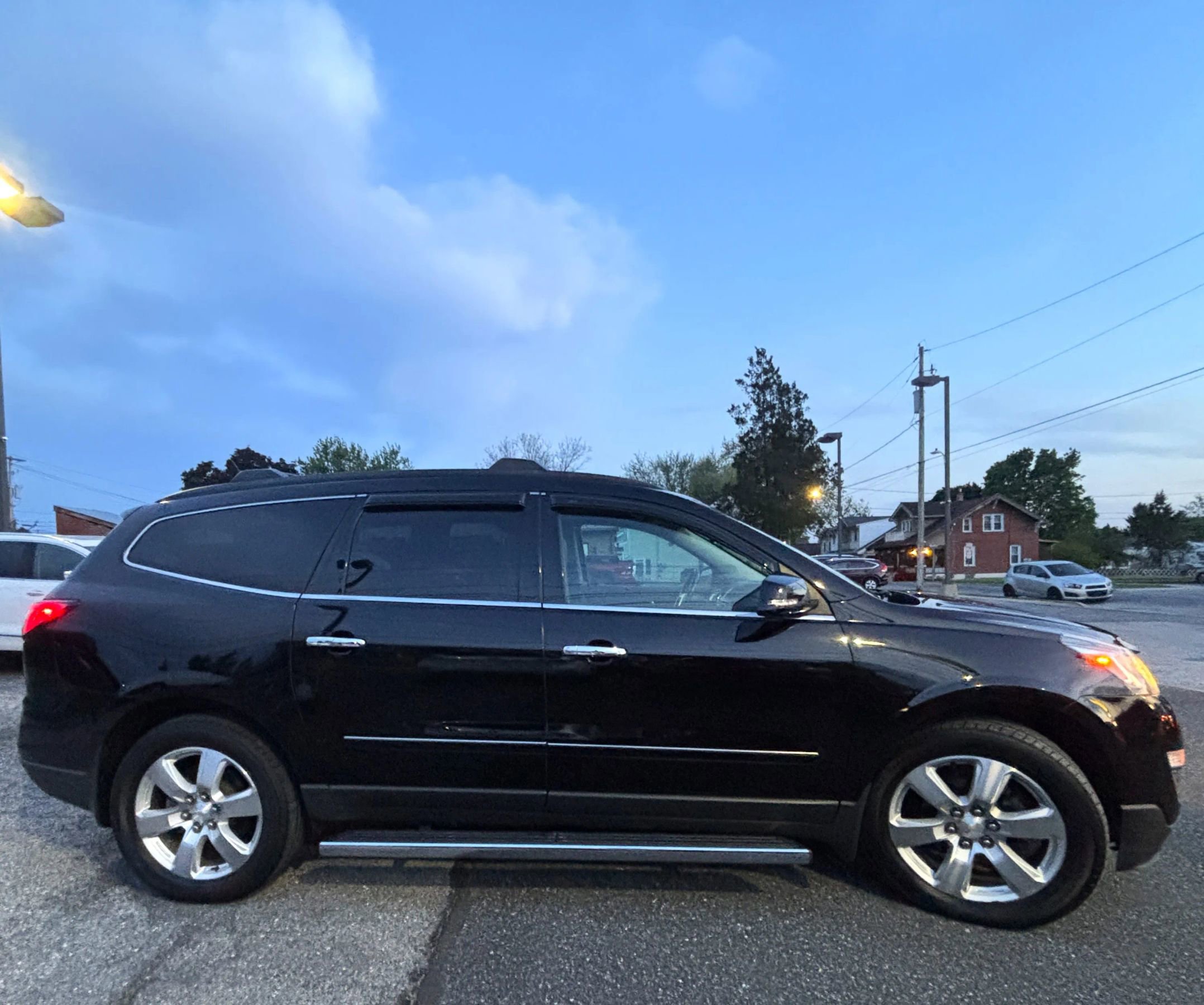 Used 2016 Chevrolet Traverse LTZ w/ LPO, 'HIT The Road' Package AWD/4WD image 6