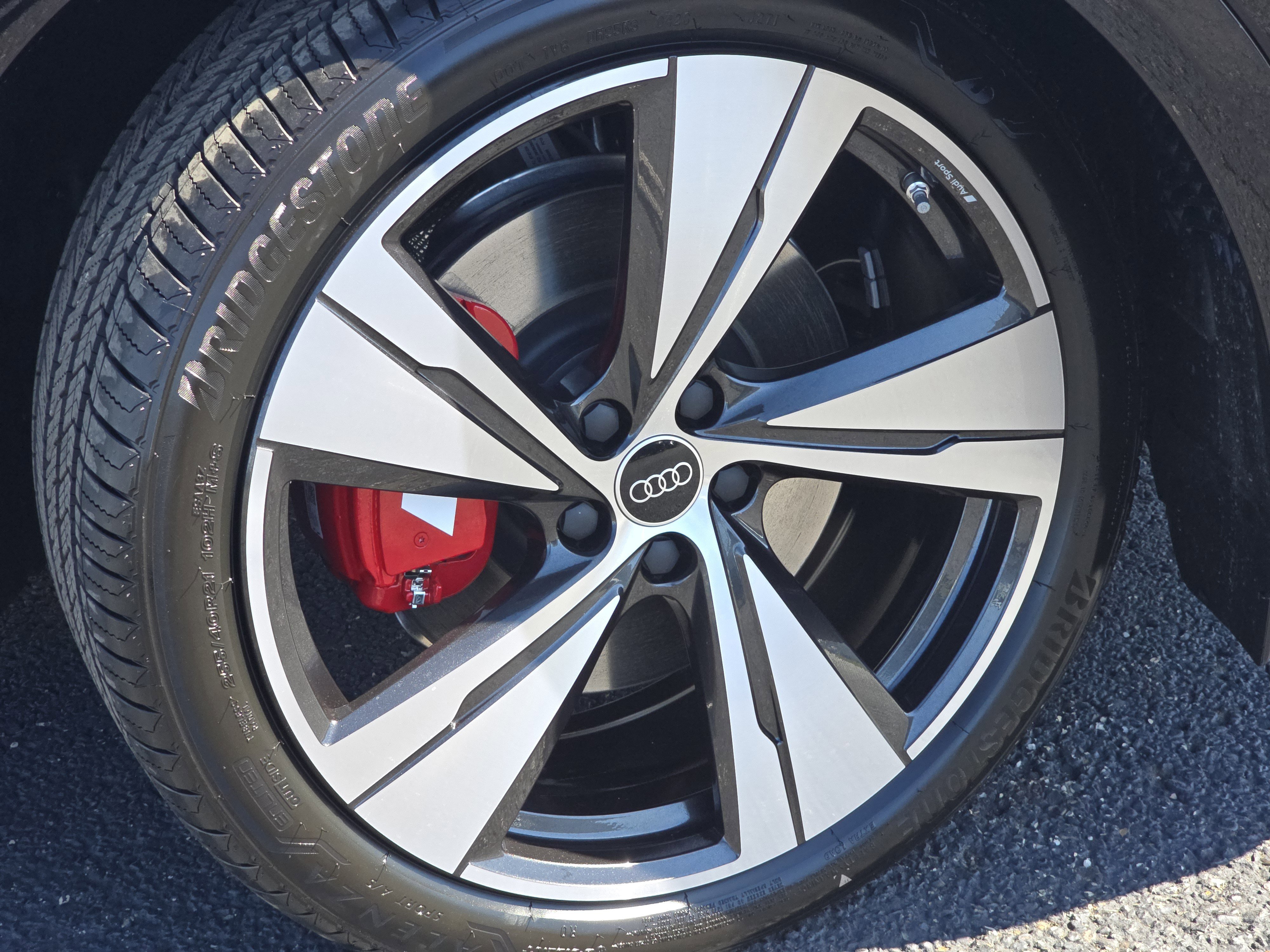 New 2026 Audi SQ5 Premium Plus image 15