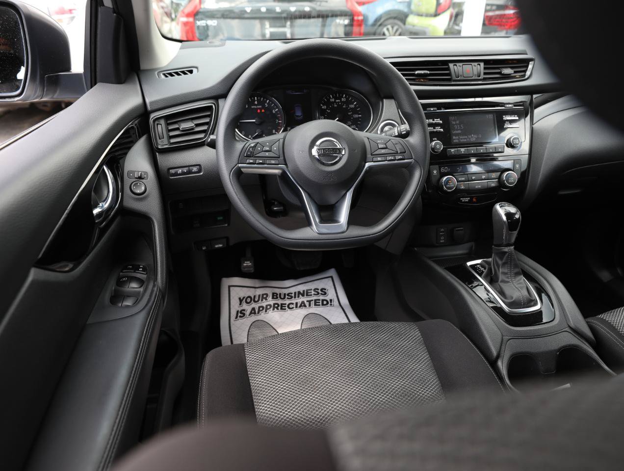 Used 2017 Nissan Rogue Sport SV AWD/4WD image 15