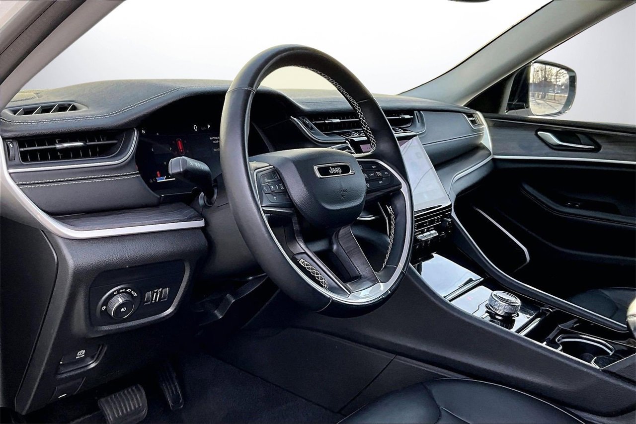 Certified 2022 Jeep Grand Cherokee L Limited image 20