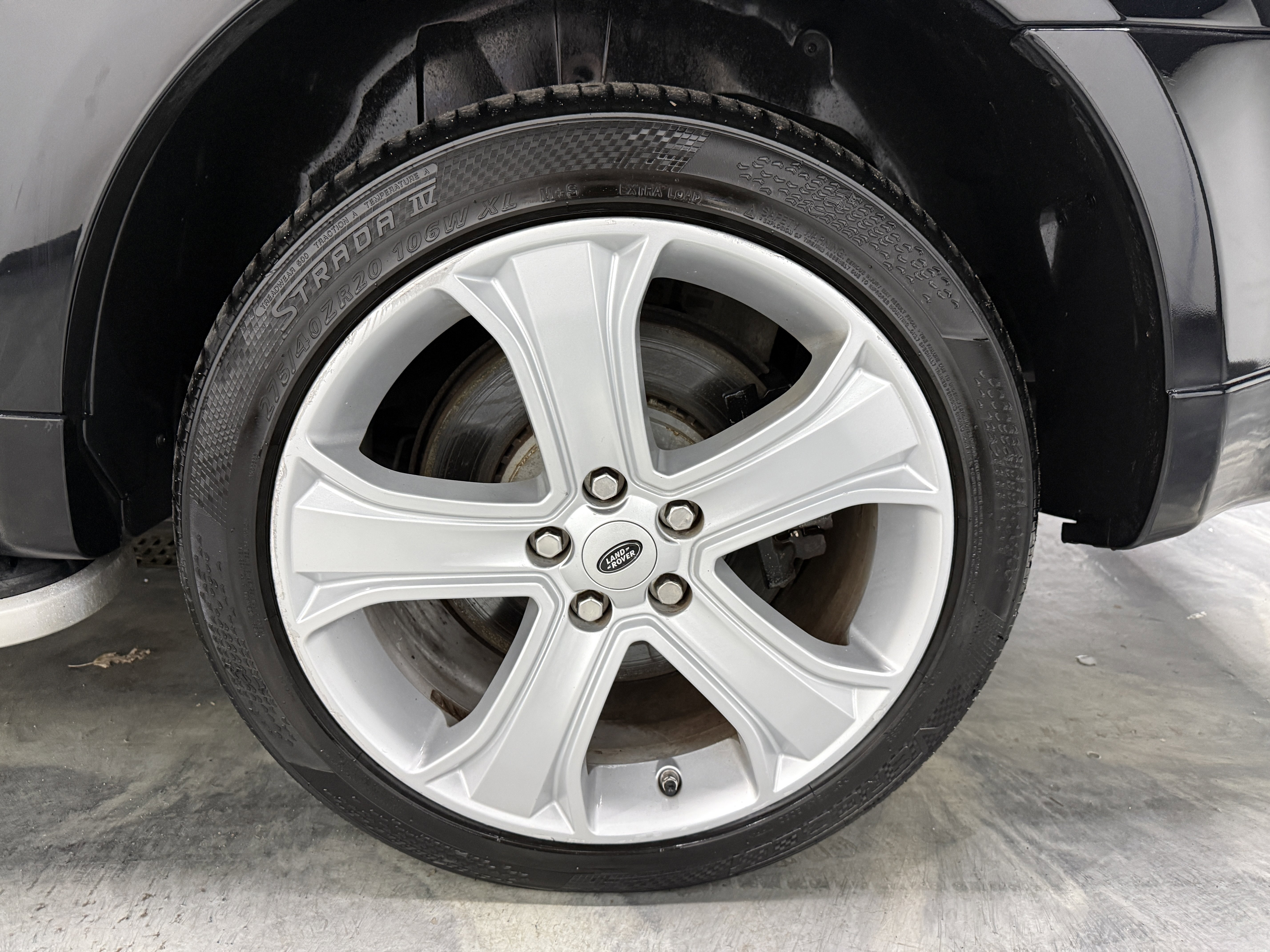 Used 2010 Land Rover Range Rover Sport Supercharged image 24