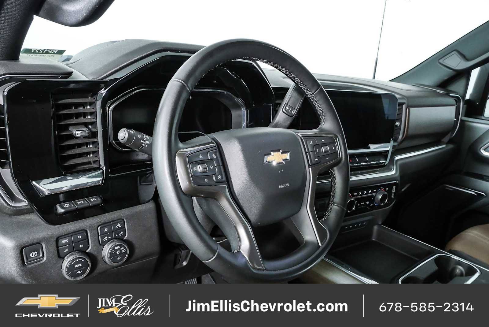 Certified 2024 Chevrolet Silverado 2500 High Country w/ Technology Package AWD/4WD image 4