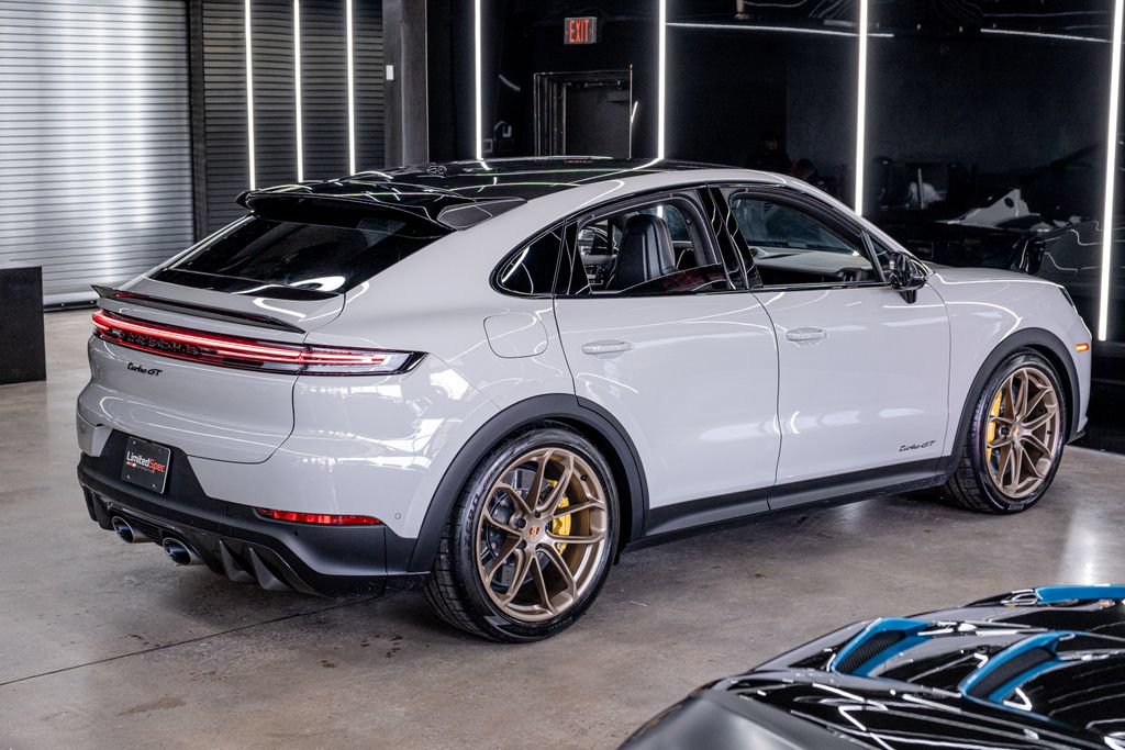 Used 2026 Porsche Cayenne Turbo GT AWD/4WD image 28