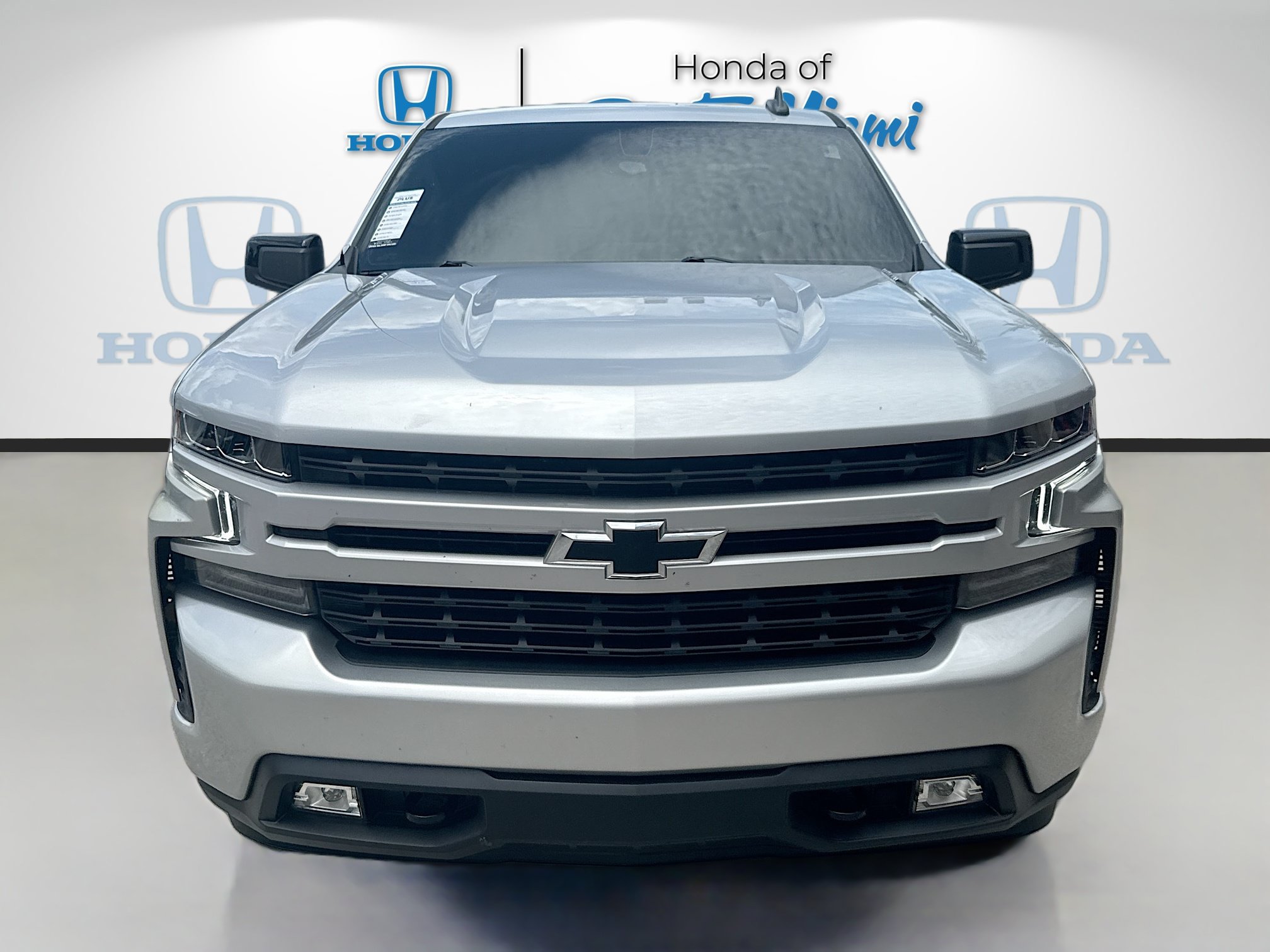 Used 2022 Chevrolet Silverado 1500 RST RWD image 2