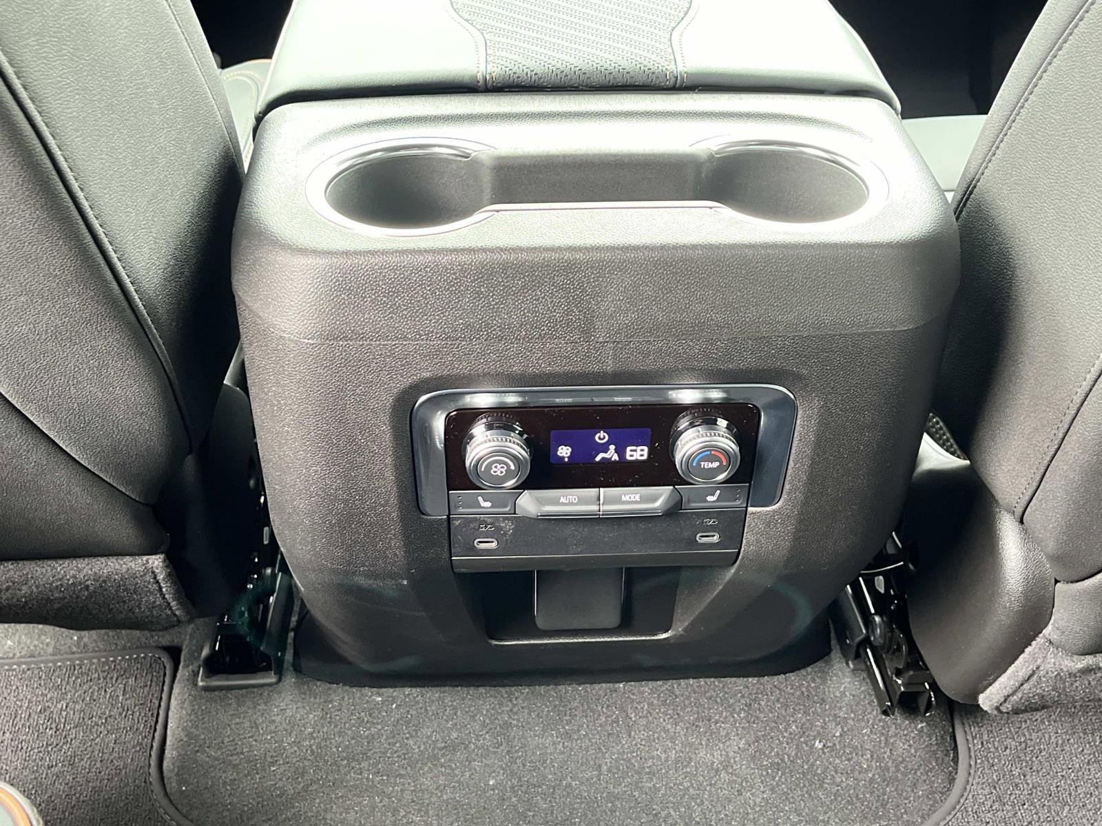 New 2026 GMC Yukon AT4 image 18