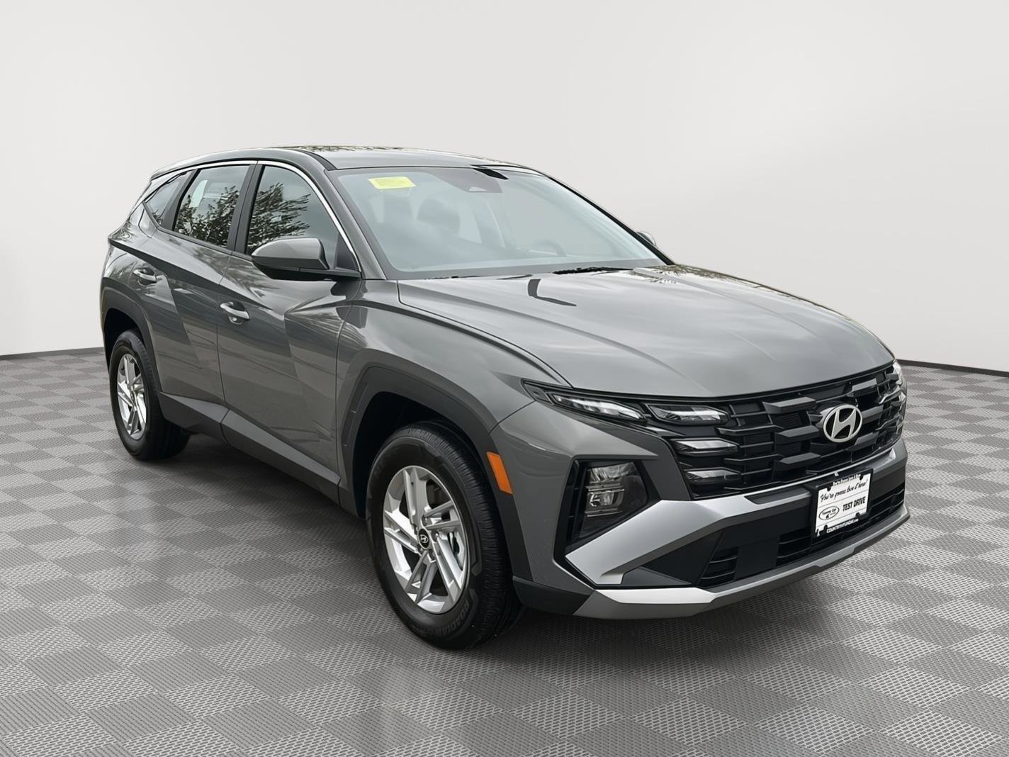 Used 2026 Hyundai Tucson SE AWD/4WD image 3