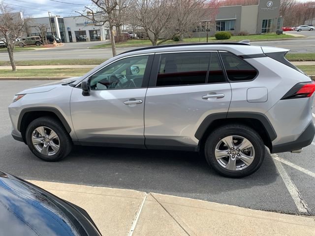 Used 2025 Toyota RAV4 LE image 6