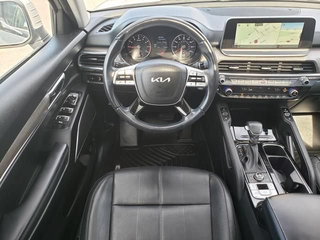Used 2022 Kia Telluride EX w/ EX Premium Package AWD/4WD image 17