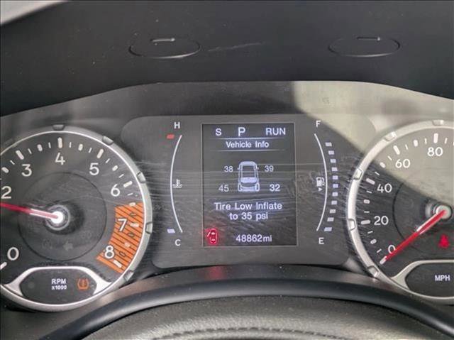 Used 2023 Jeep Renegade Latitude image 11