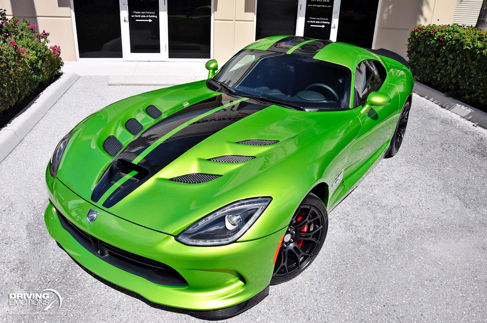 Used 2017 Dodge Viper GTC w/ Advanced Aerodynamics Package RWD image 39