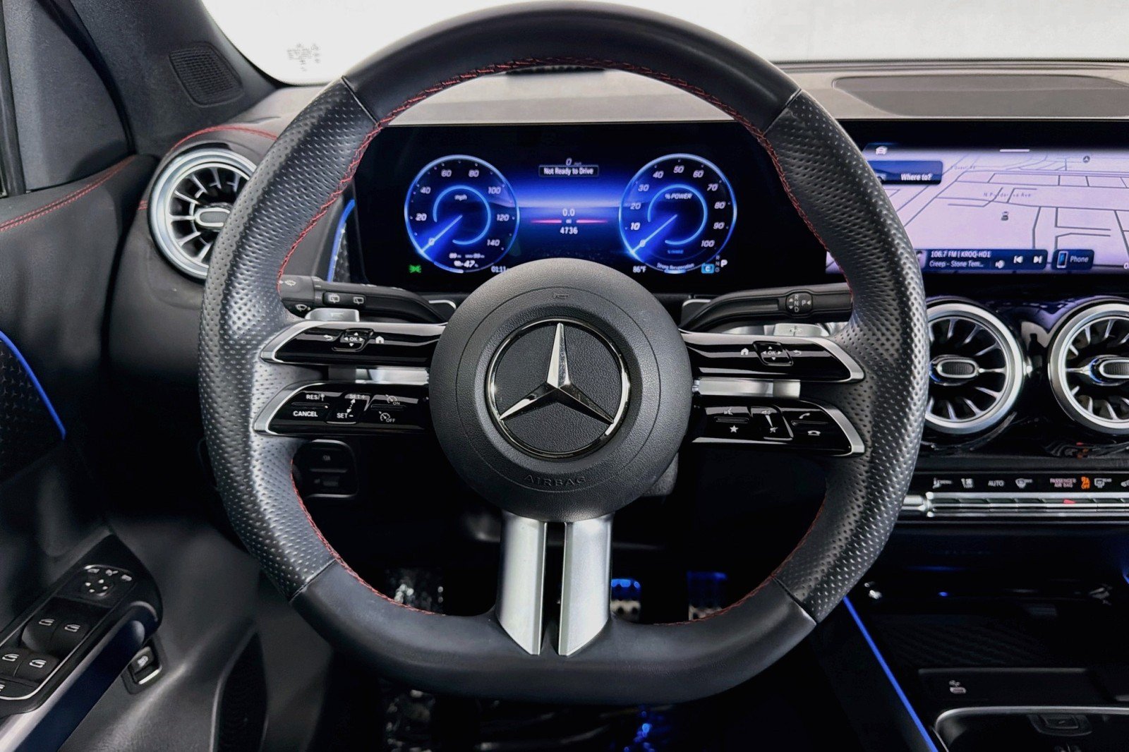 Certified 2024 Mercedes-Benz EQB 300 4MATIC image 19