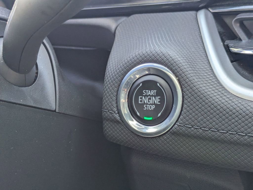 Used 2025 Chevrolet TrailBlazer LT AWD/4WD image 24