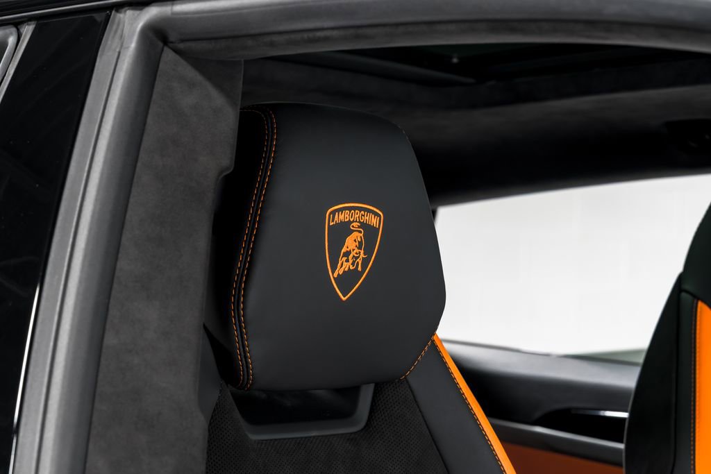 Used 2023 Lamborghini Urus S image 42