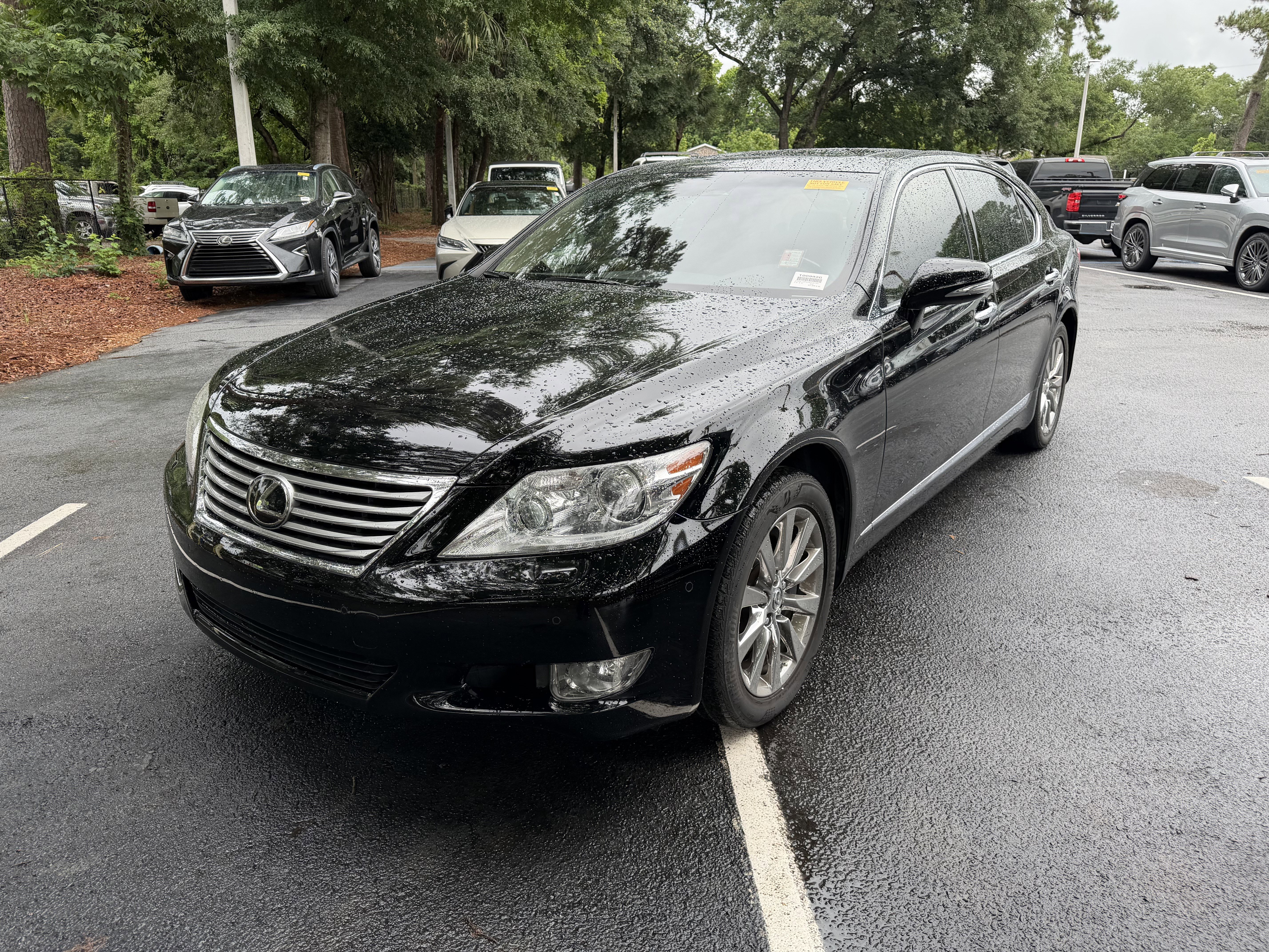 Used 2010 Lexus LS 460 L AWD/4WD image 3