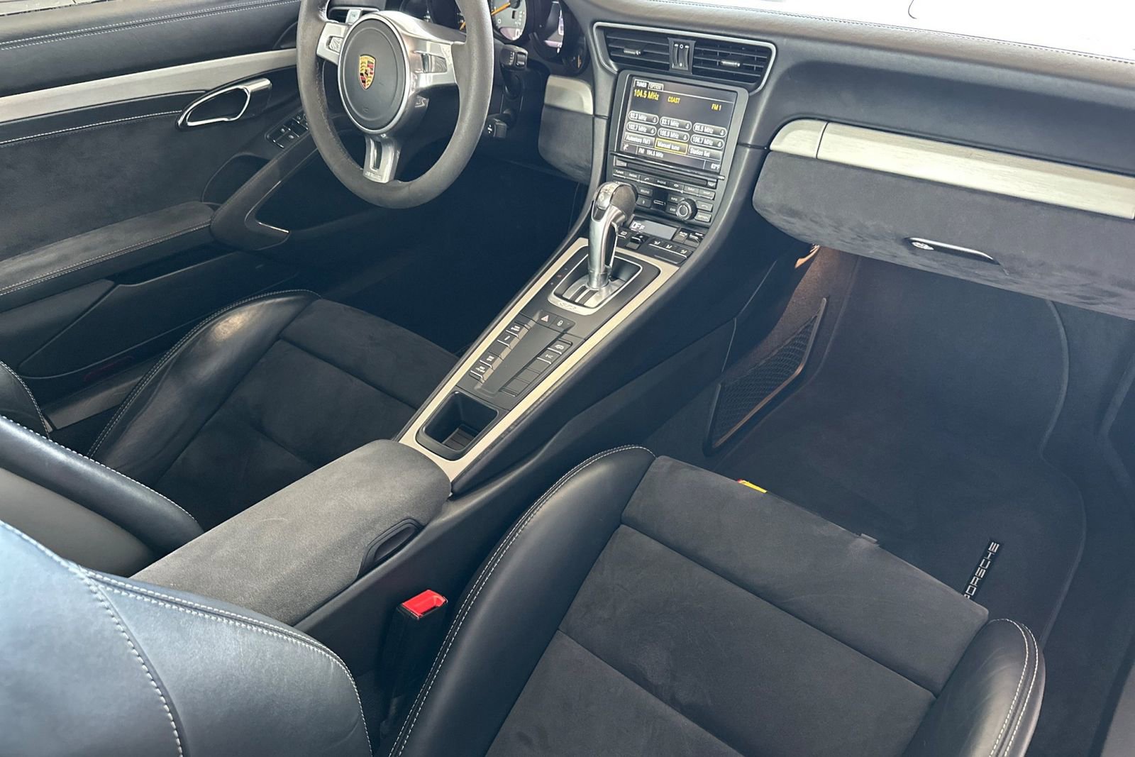 Used 2016 Porsche 911 GT3 image 17