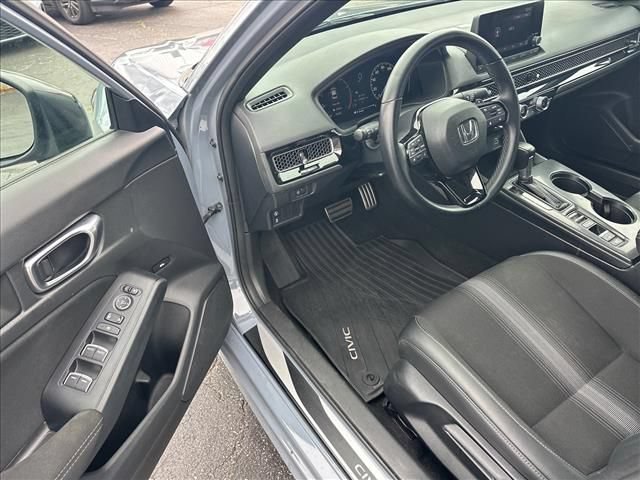 Used 2023 Honda Civic Sport image 13