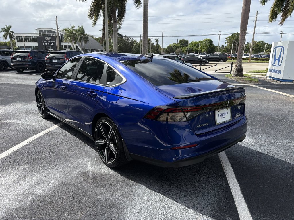 Used 2025 Honda Accord Sport image 6