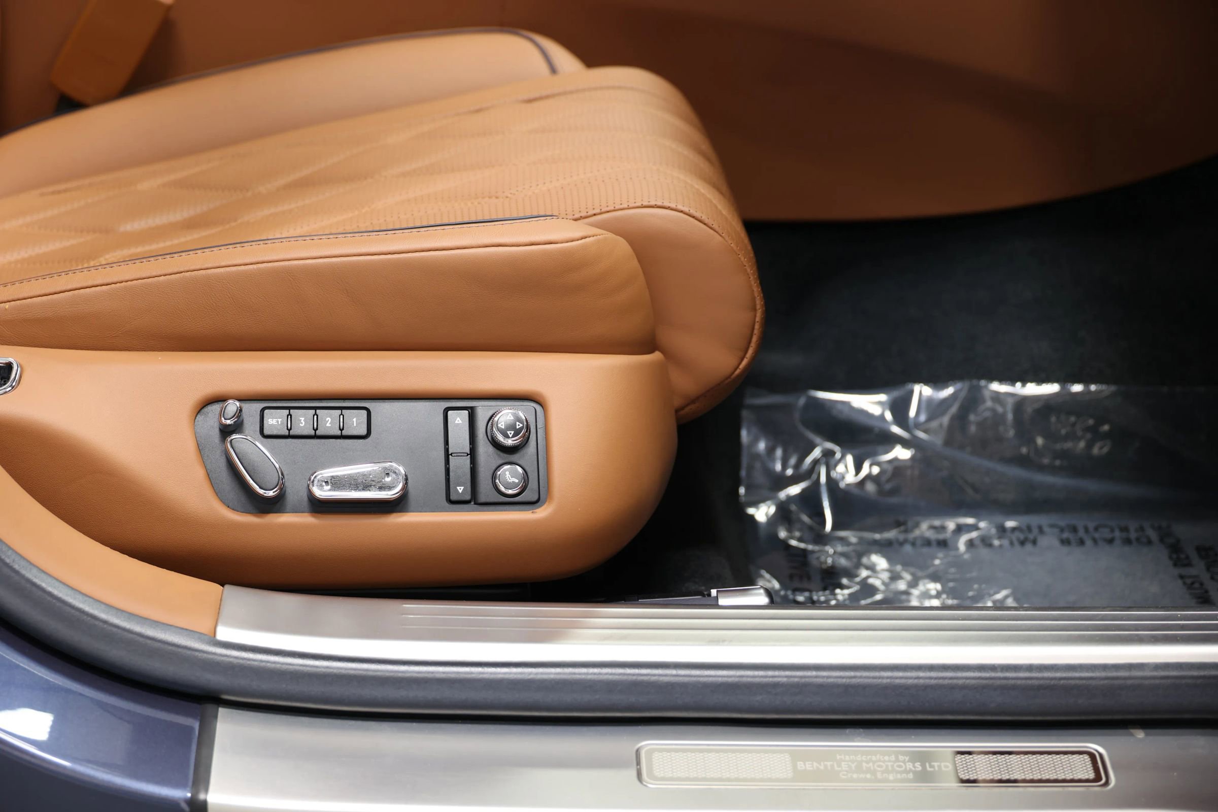 Used 2016 Bentley Flying Spur W12 AWD/4WD image 82