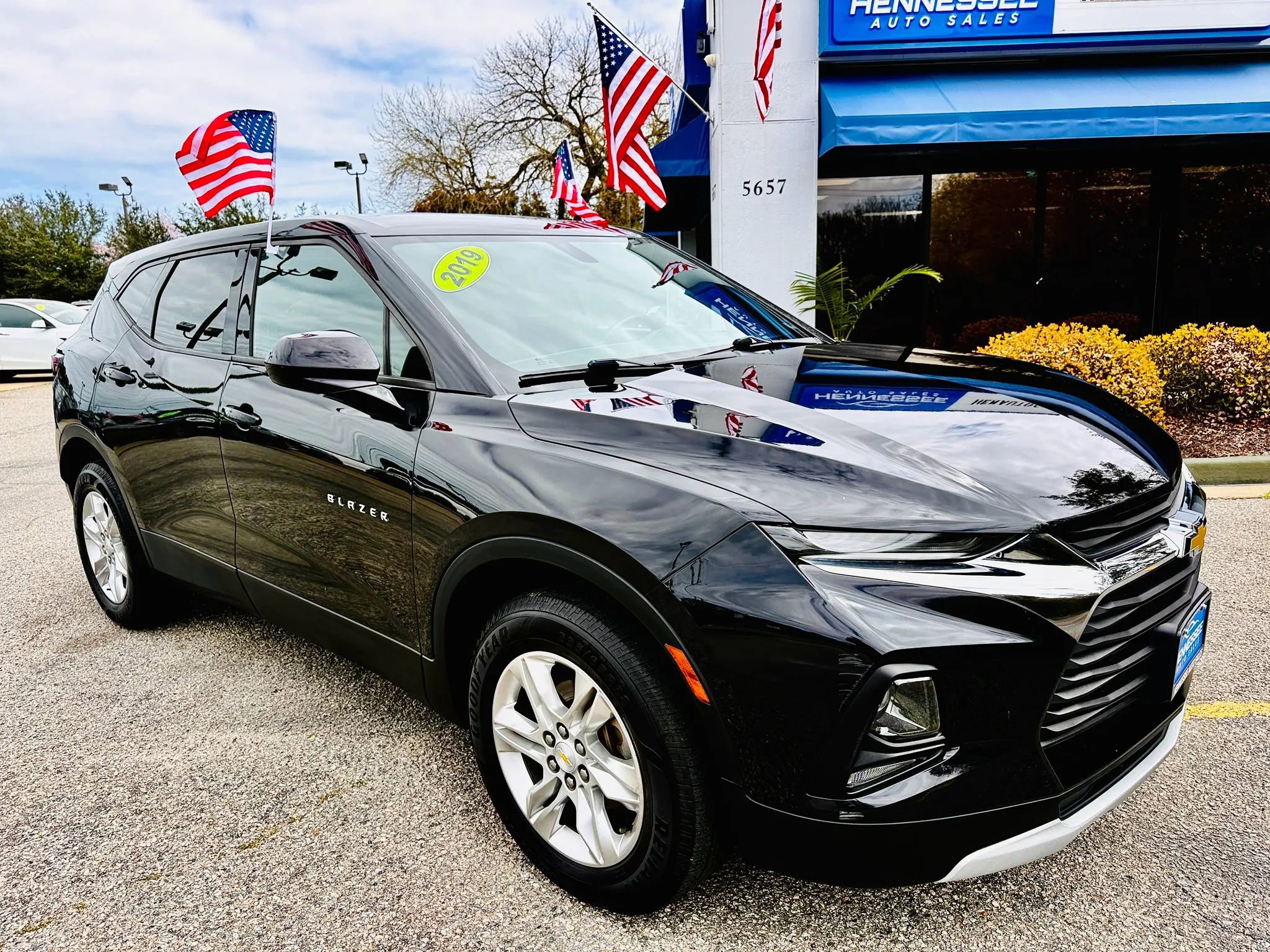 Used 2019 Chevrolet Blazer LT image 1
