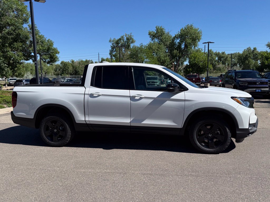 New 2026 Honda Ridgeline Black Edition image 4