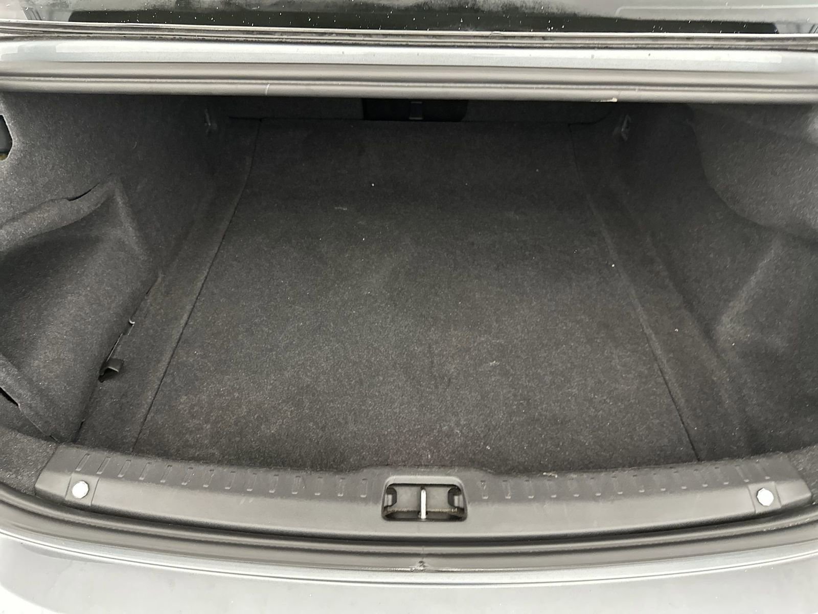 Used 2018 Volvo S90 T6 Inscription image 29