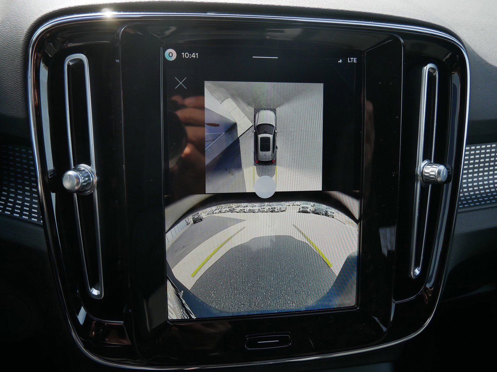 New 2026 Volvo EX40 Plus w/ Climate Package AWD/4WD image 10