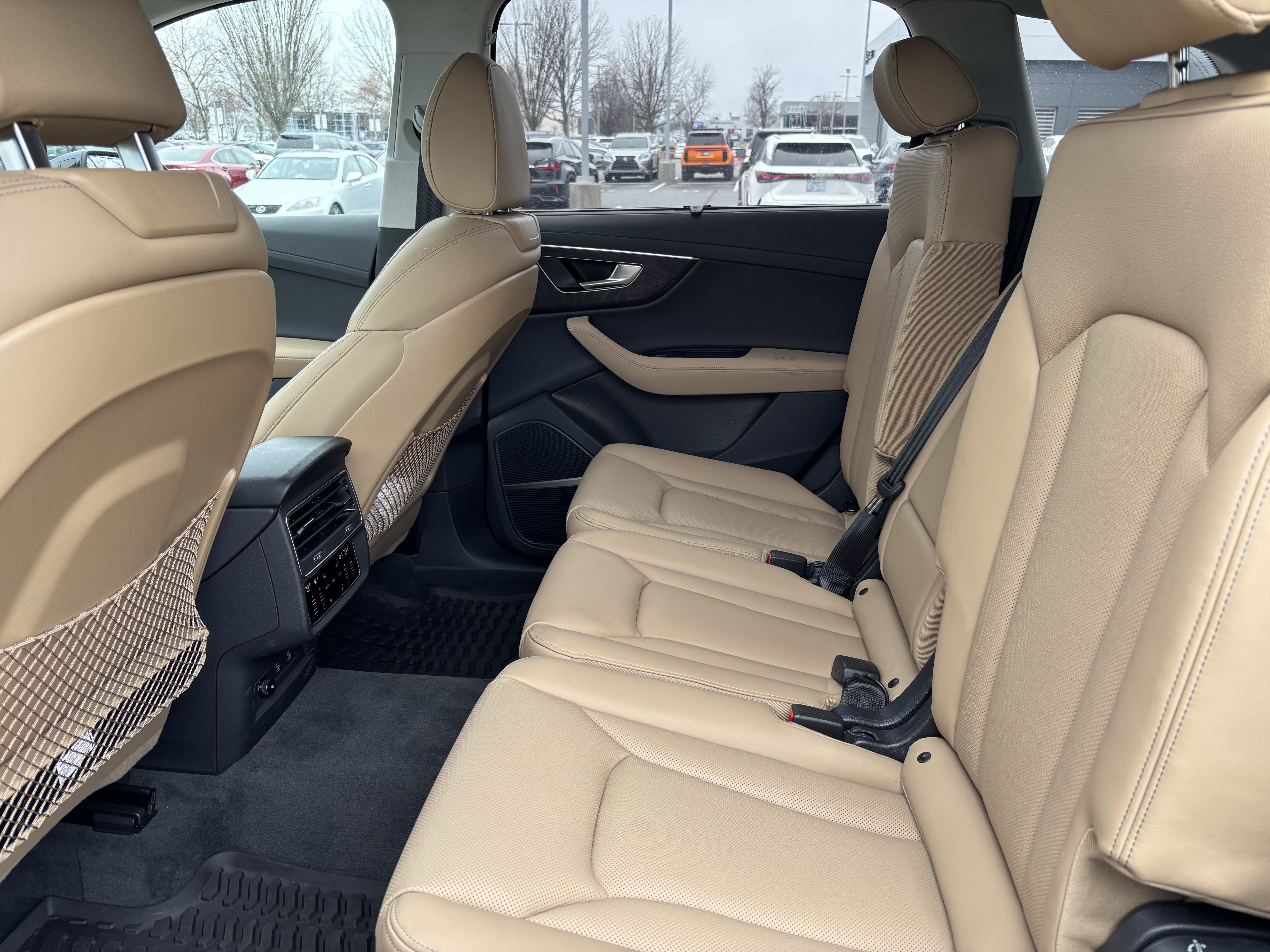 Used 2025 Audi Q7 3.0T Prestige w/ Prestige Package image 33