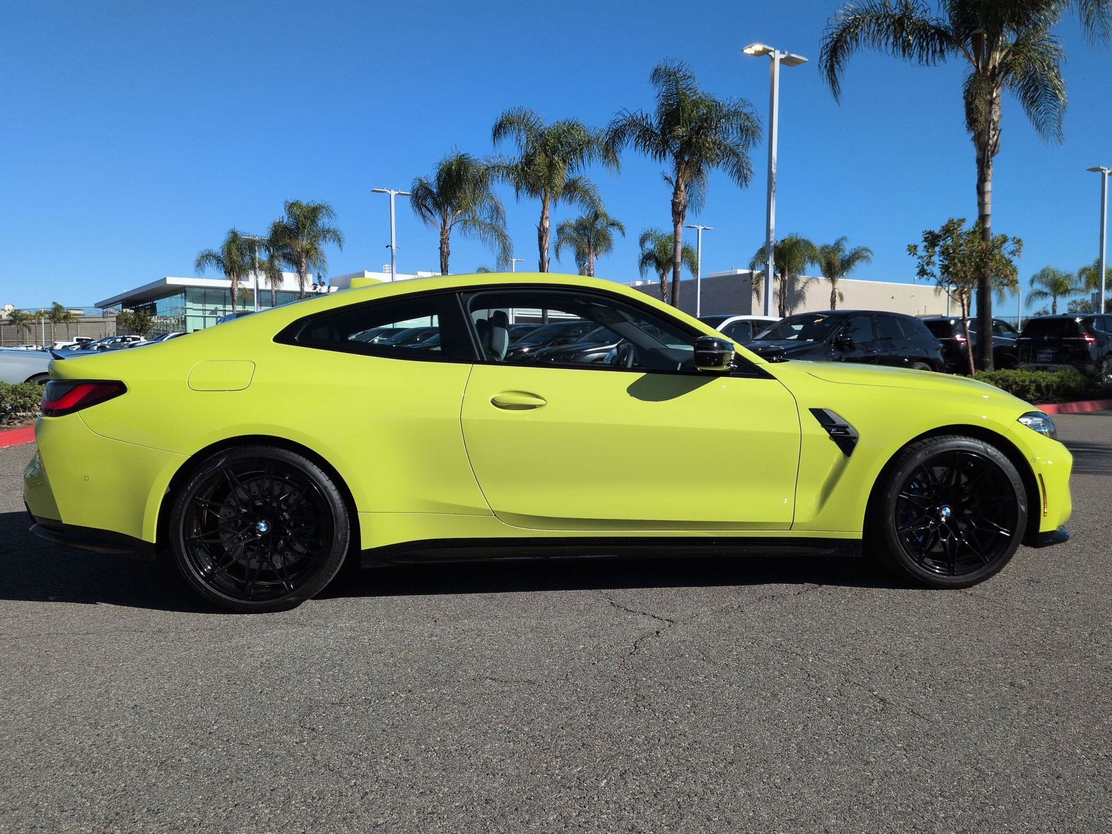 Used 2021 BMW M4 Competition w/ Executive Package image 11