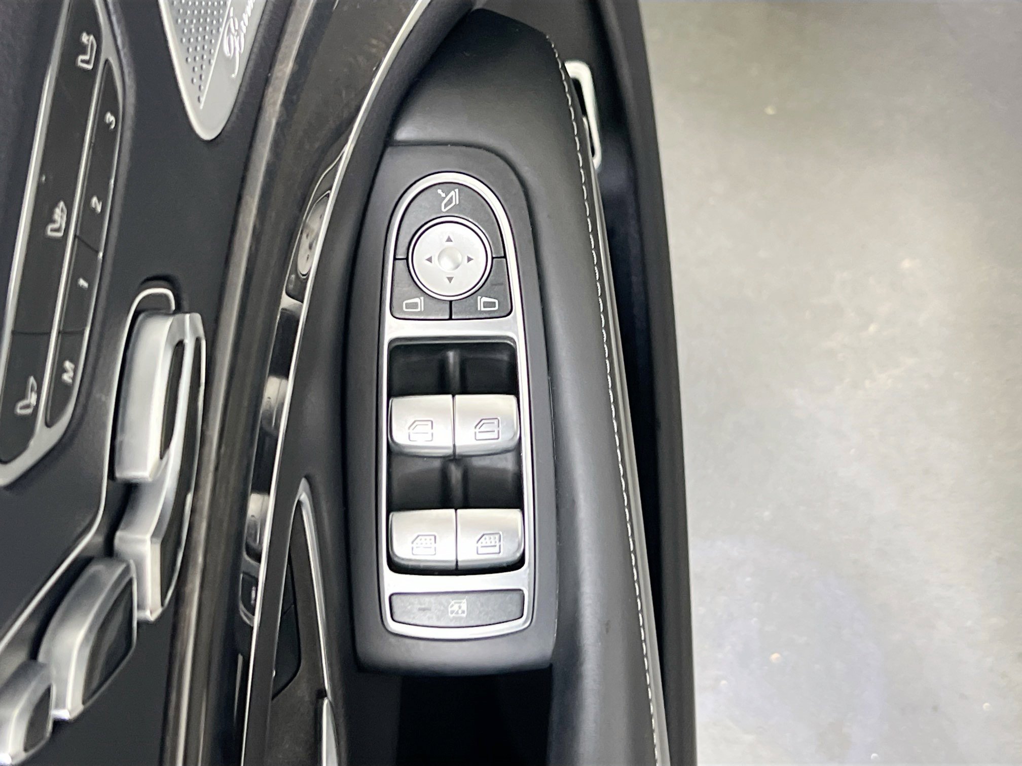 Used 2018 Mercedes-Benz S 560 S 560 image 18