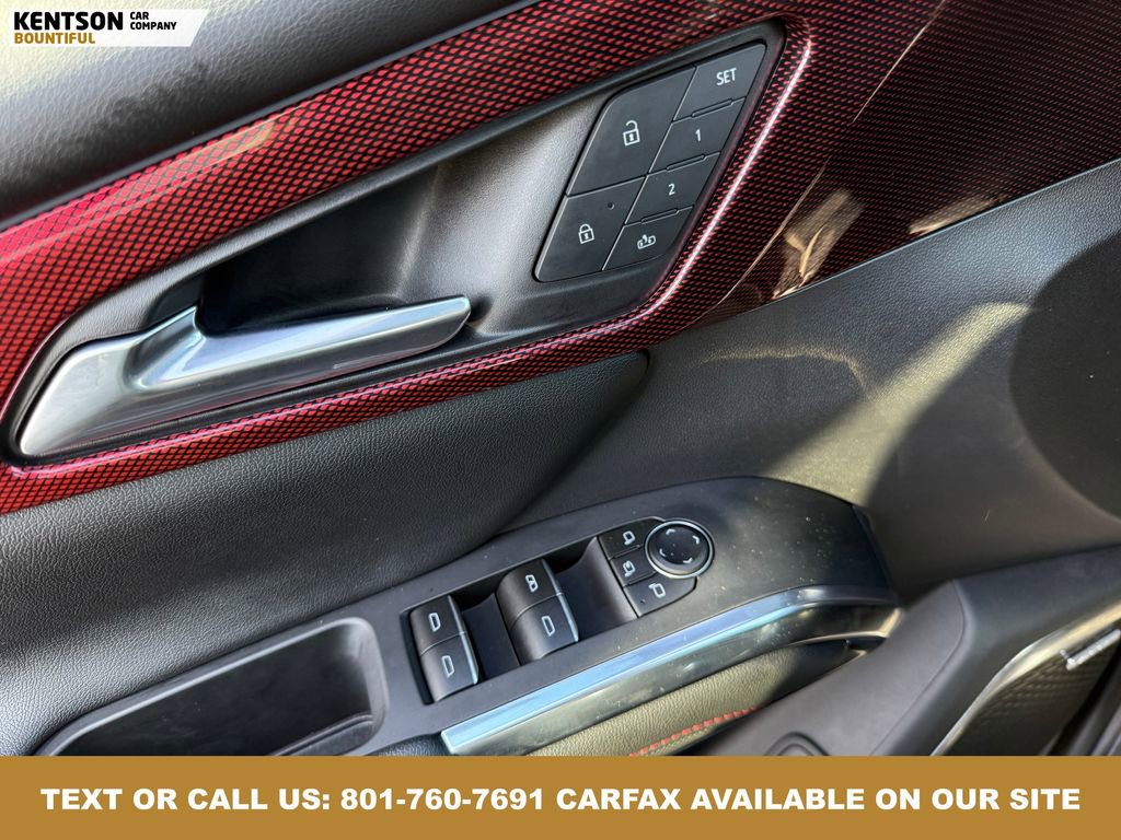 Used 2024 Chevrolet Traverse RS image 22